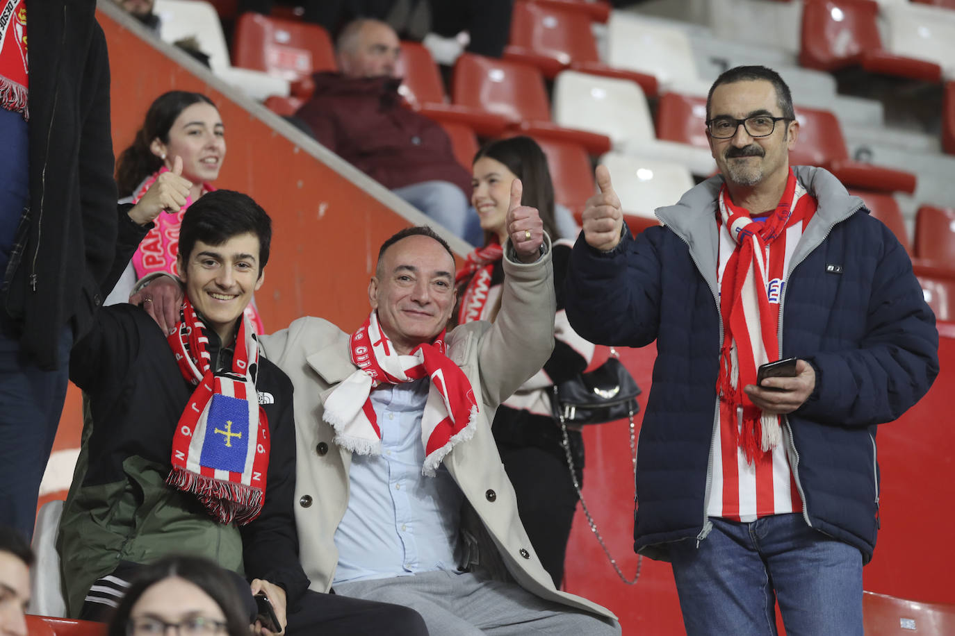 ¿Estuviste en el Sporting - Racing de Ferrol? ¡Búscate en las fotos!