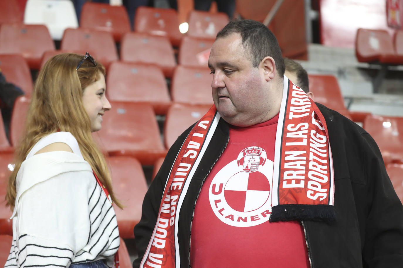 ¿Estuviste en el Sporting - Racing de Ferrol? ¡Búscate en las fotos!