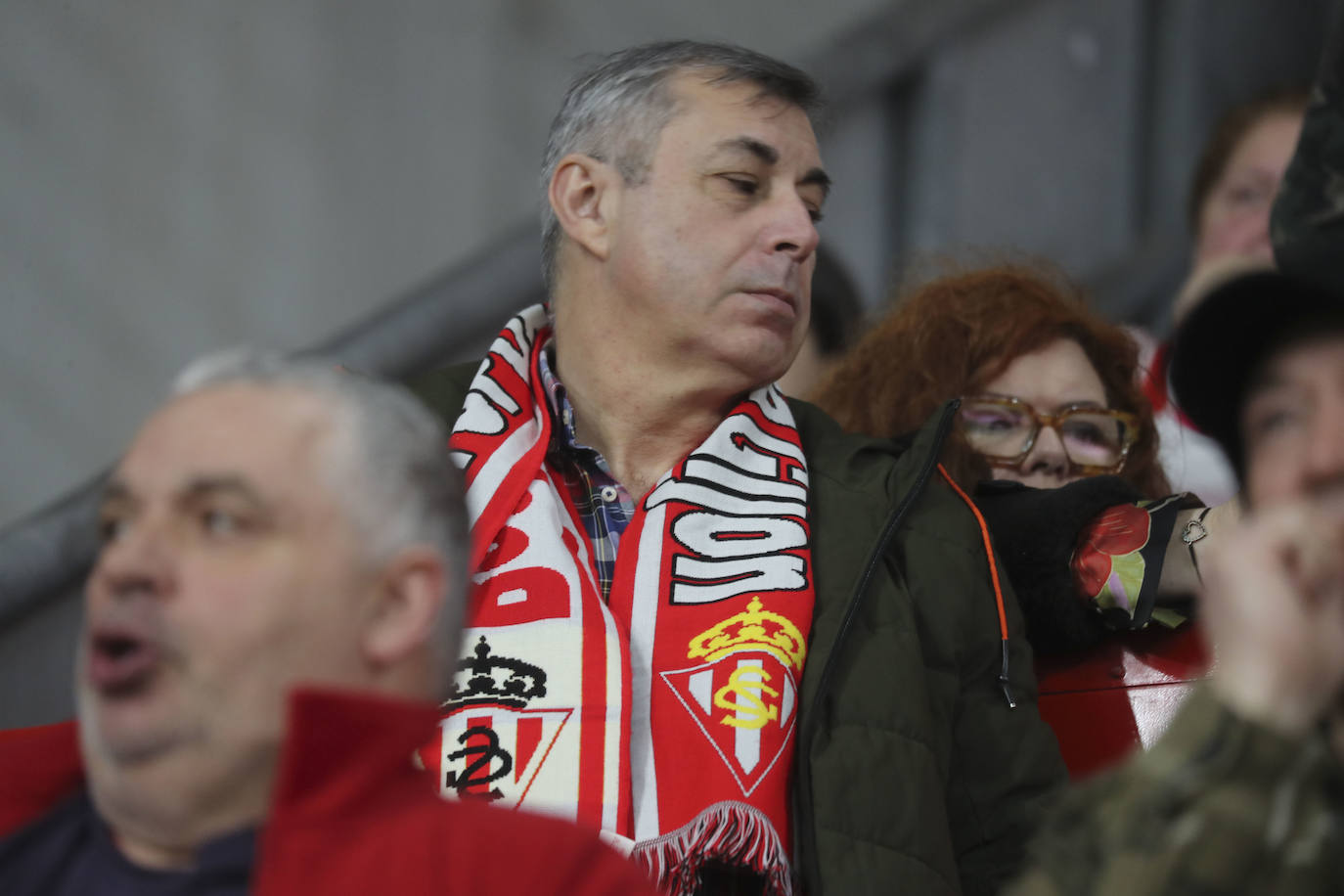 ¿Estuviste en el Sporting - Racing de Ferrol? ¡Búscate en las fotos!