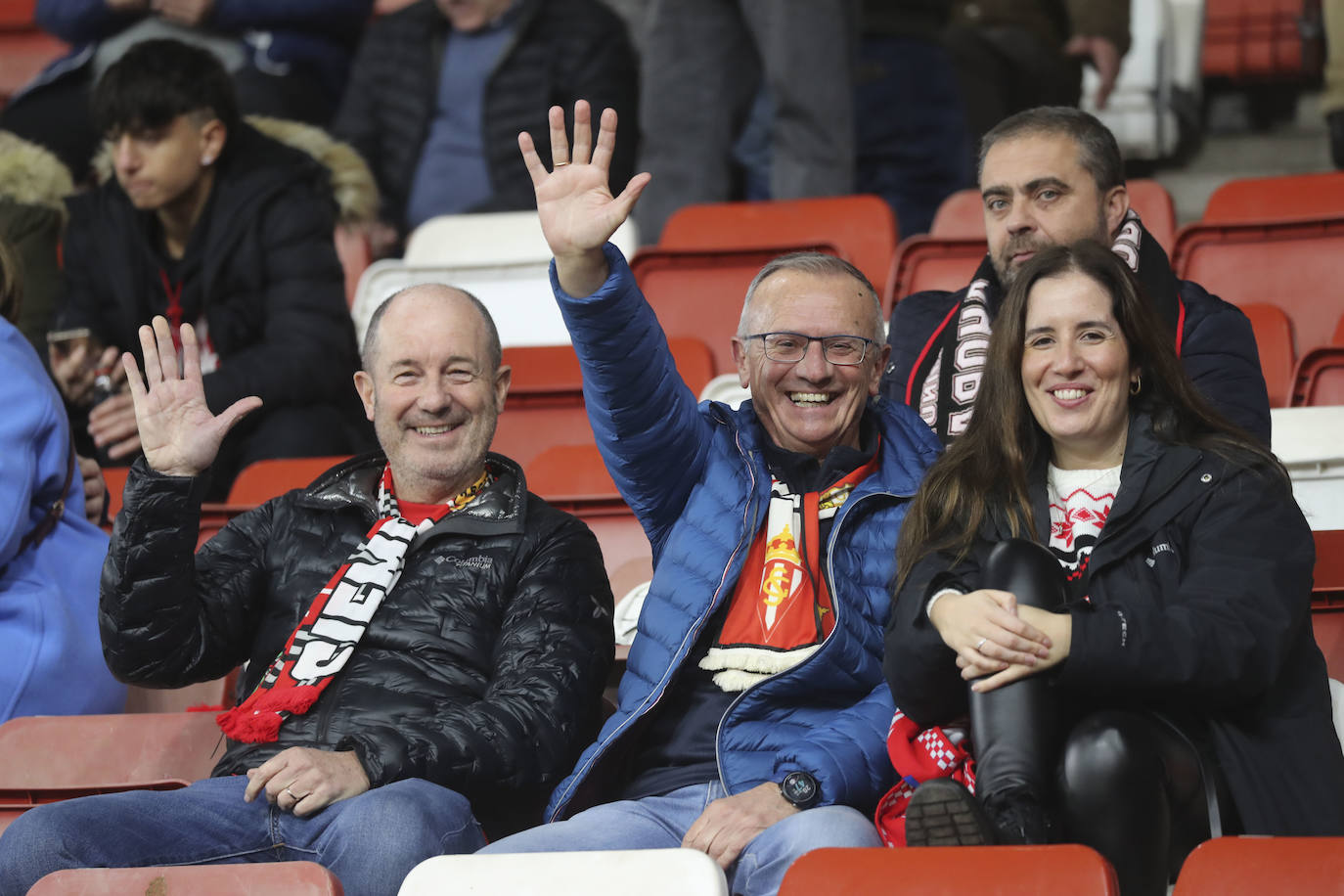 ¿Estuviste en el Sporting - Racing de Ferrol? ¡Búscate en las fotos!