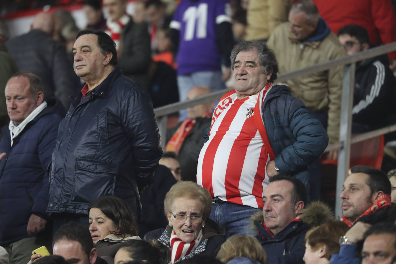 ¿Estuviste en el Sporting - Racing de Ferrol? ¡Búscate en las fotos!