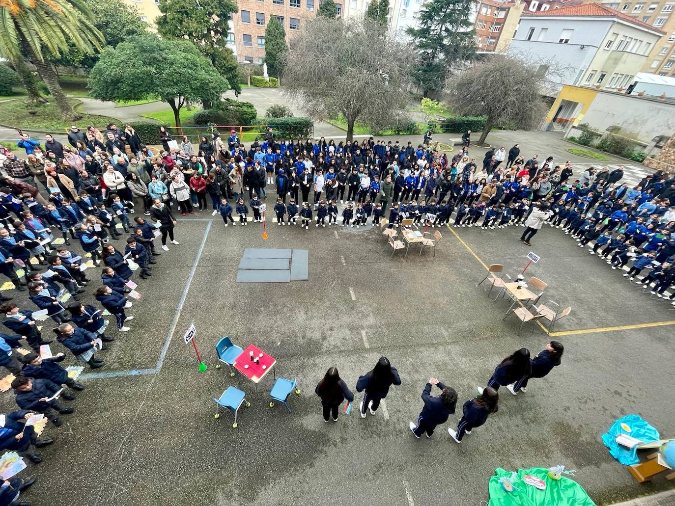 Así celebraron los colegios de Gijón el Día de la Paz