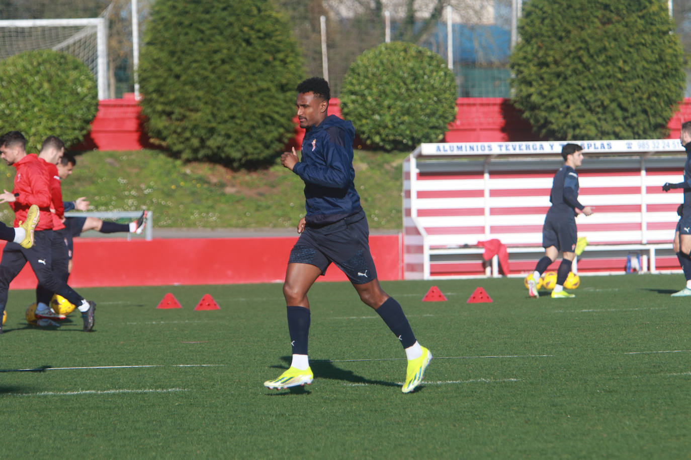 Entrenamiento del Sporting (02/02/2024)