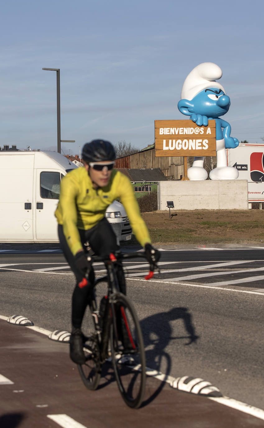 El Pitufo Gruñón de Lugones causa furor