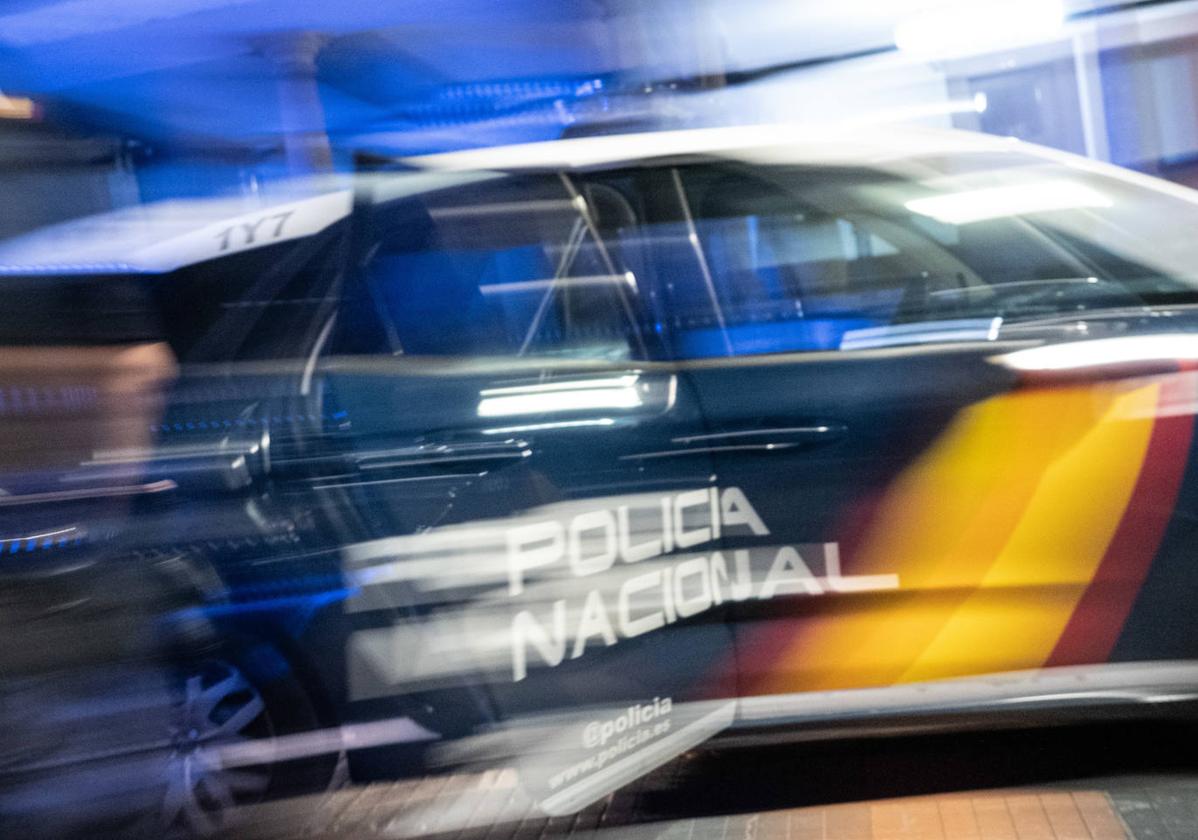 Detenida en Gijón por robar en unas máquinas de 'vending' por el método del alcantarillazo