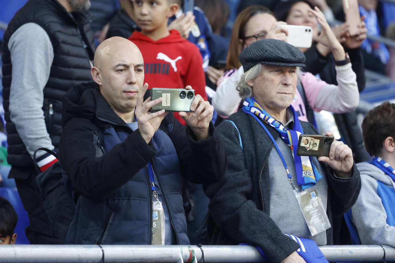 ¿Estuviste viendo el Real Oviedo - Eldense? ¡Búscate en las fotos del Tartiere!