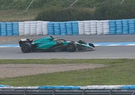Alonso se sube de nuevo al Aston Martin en Jerez