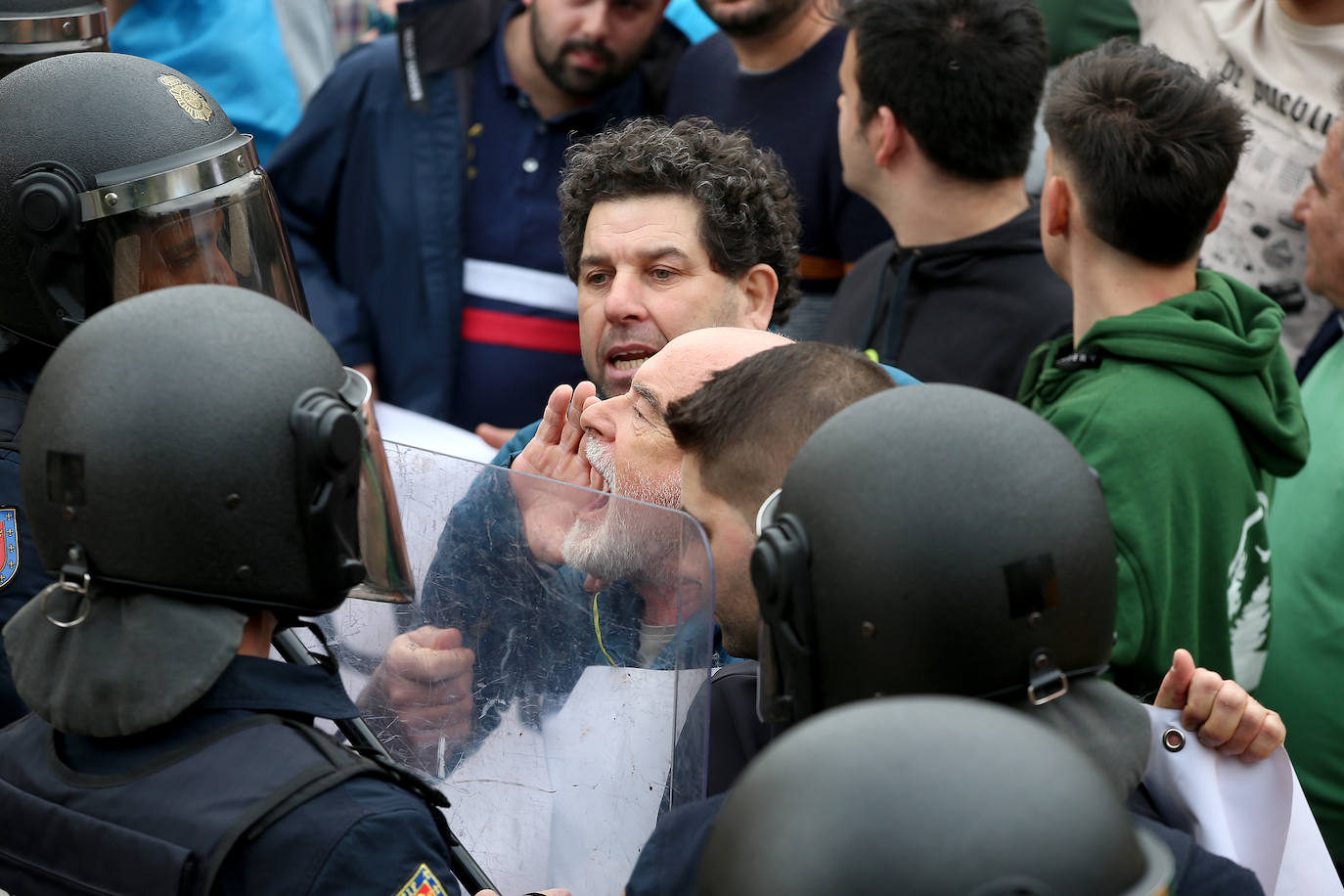 Tractorada en Asturias: las imágenes que deja la protesta del campo asturiano