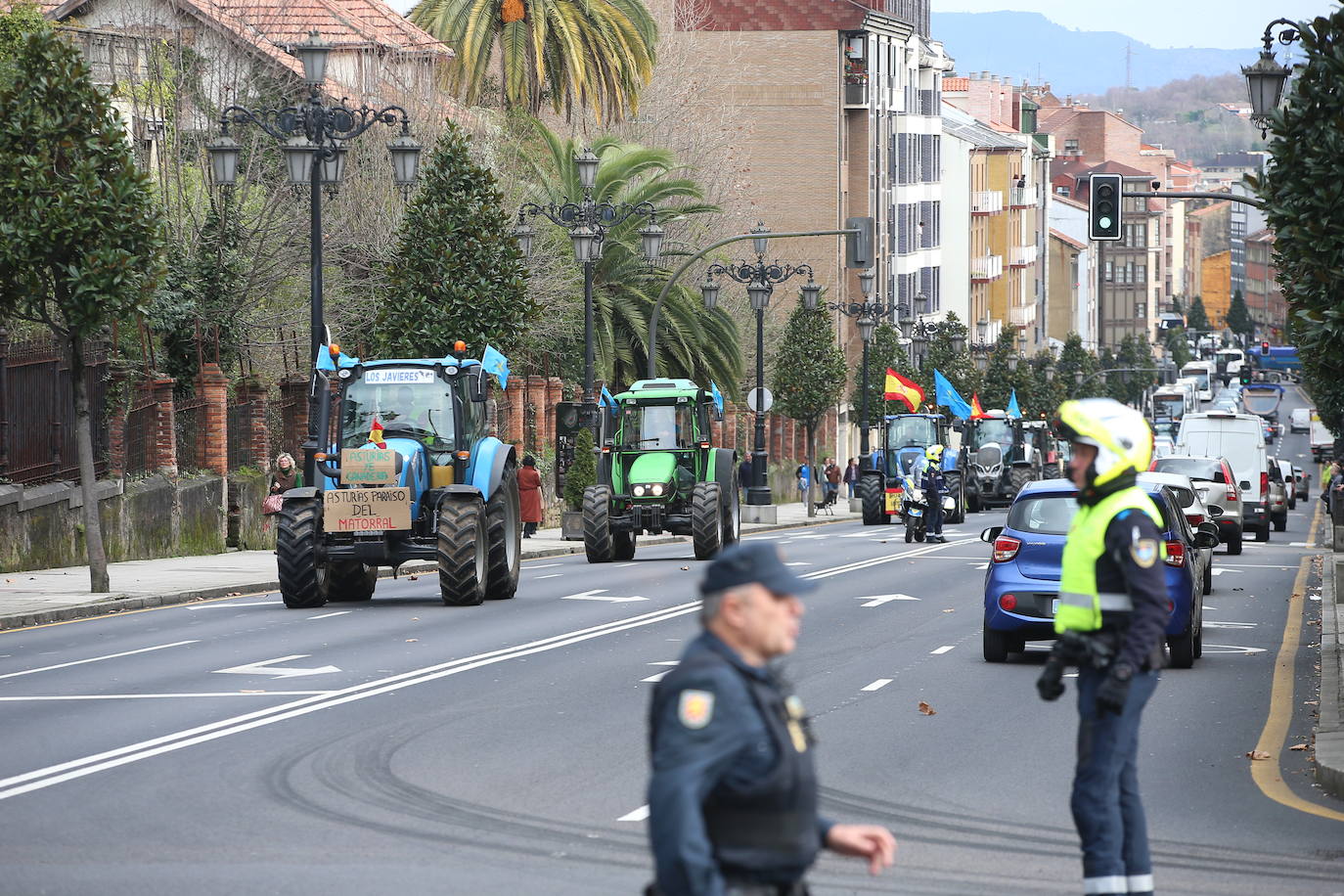 Tractorada en Asturias: las imágenes que deja la protesta del campo asturiano