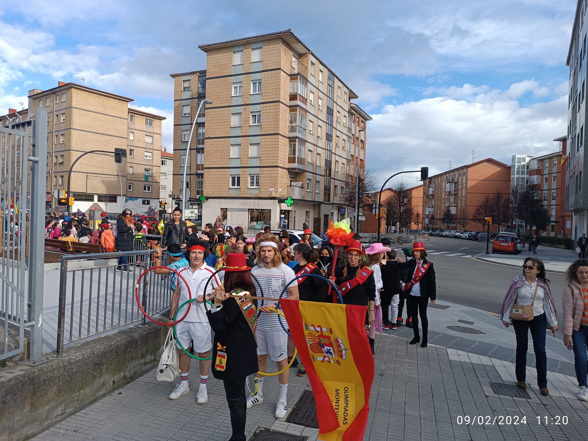 La fantasía del antroxu inunda los colegios de Gijón