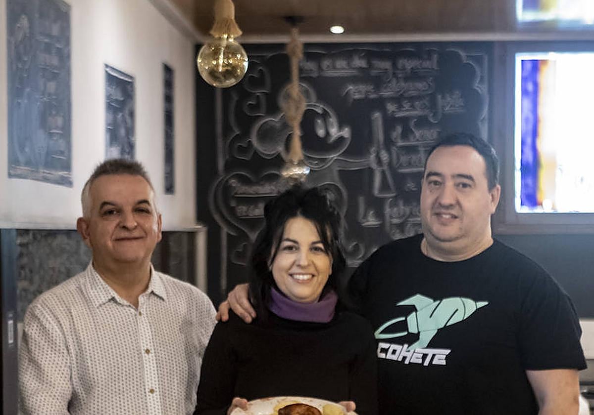 Juan Enrique Álvarez, Verónica Álvarez y Marcos del Valle.