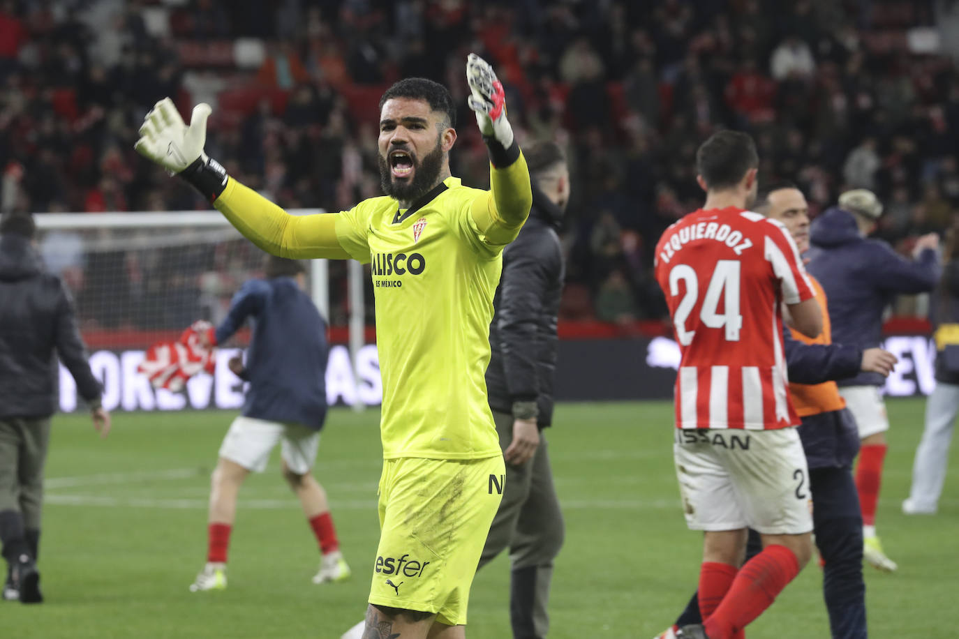 Las mejores imágenes del derbi Sporting - Real Oviedo