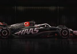 El VF24 de Haas, radical en cuanto su decoración, que muta del blanco al negro.