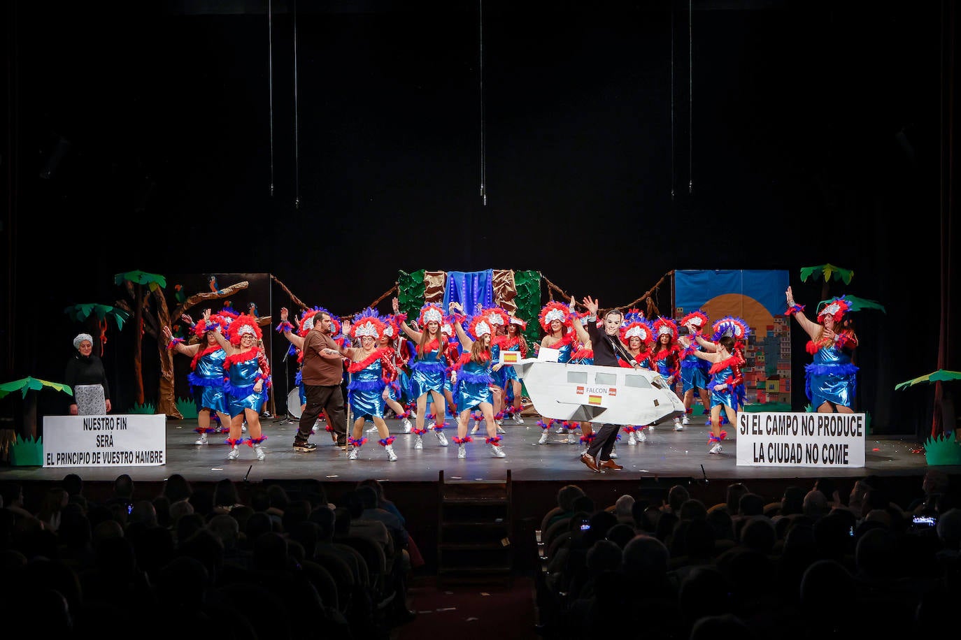 Las charangas llenan el Teatro Jovellanos por segundo día