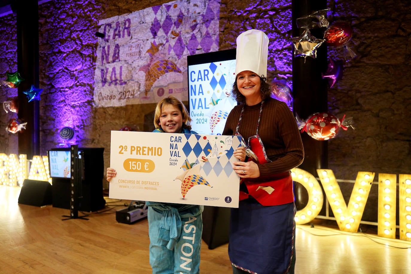 Diversión y color en el concurso de disfraces infantil de Oviedo