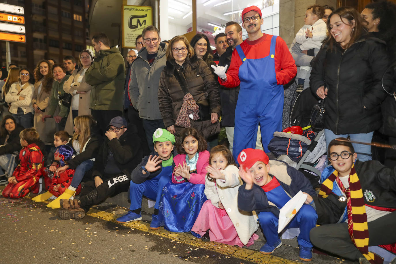 Así fue el desfile de carnaval de Gijón: una multitud y despliegue de originalidad