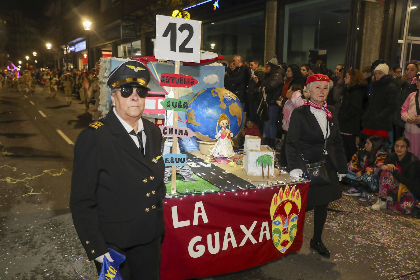 Así fue el desfile de carnaval de Gijón: una multitud y despliegue de originalidad