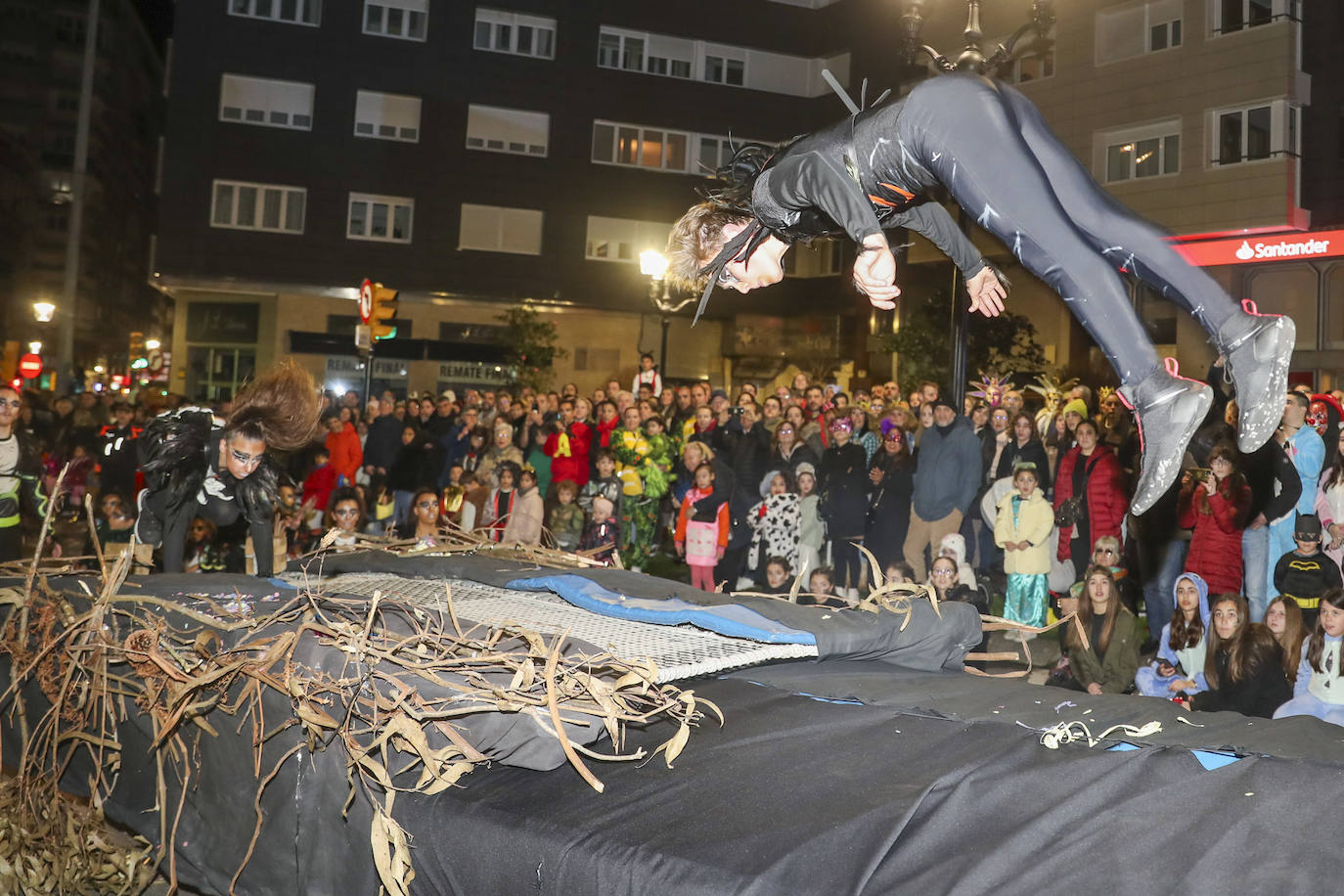 Así fue el desfile de carnaval de Gijón: una multitud y despliegue de originalidad