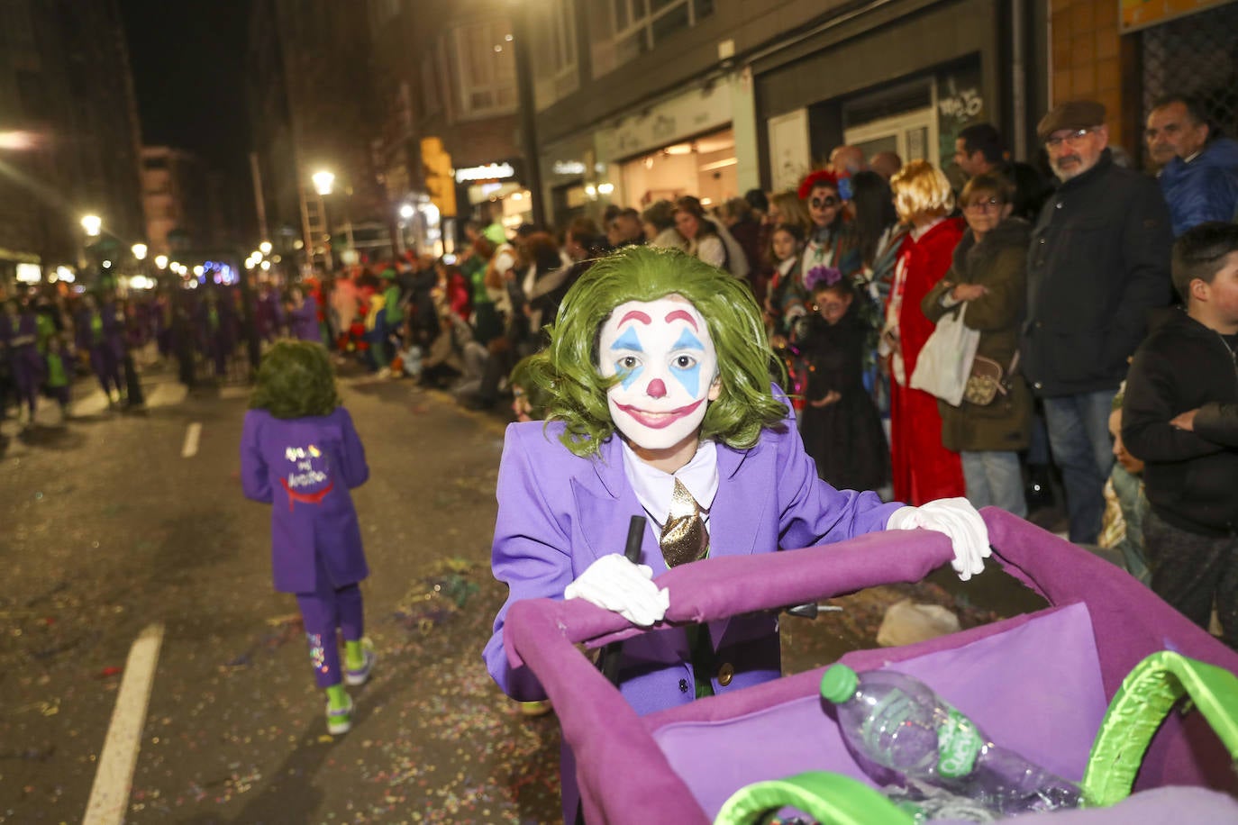 Así fue el desfile de carnaval de Gijón: una multitud y despliegue de originalidad