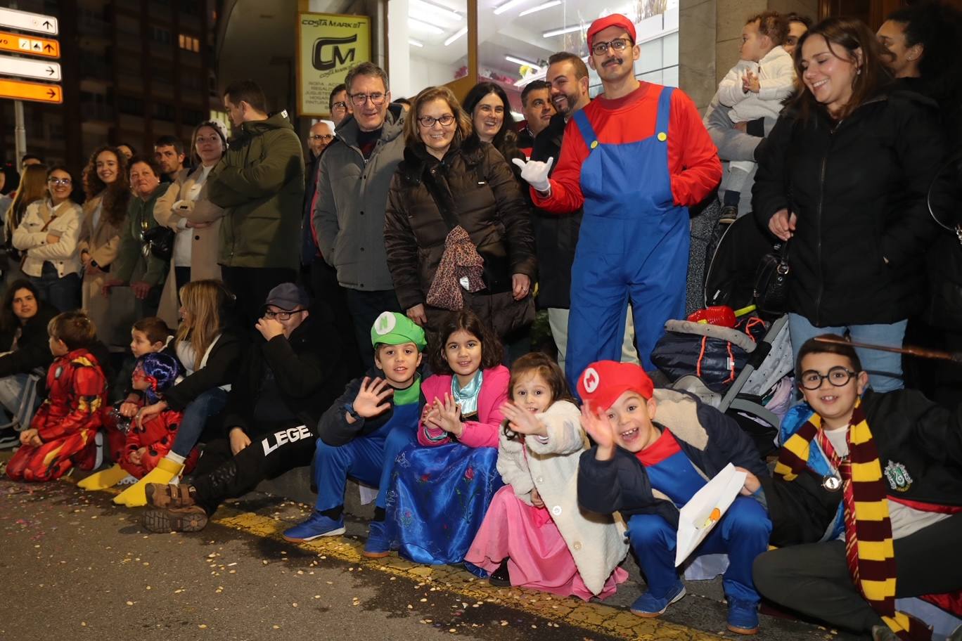 Así fue el desfile de carnaval de Gijón: una multitud y despliegue de originalidad