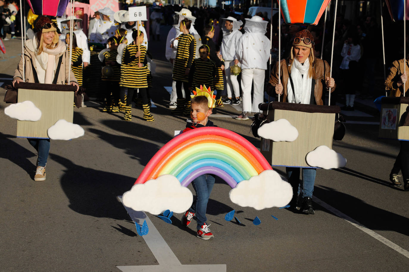 Diversión por las calles de Siero: así fue el gran desfile de carnaval