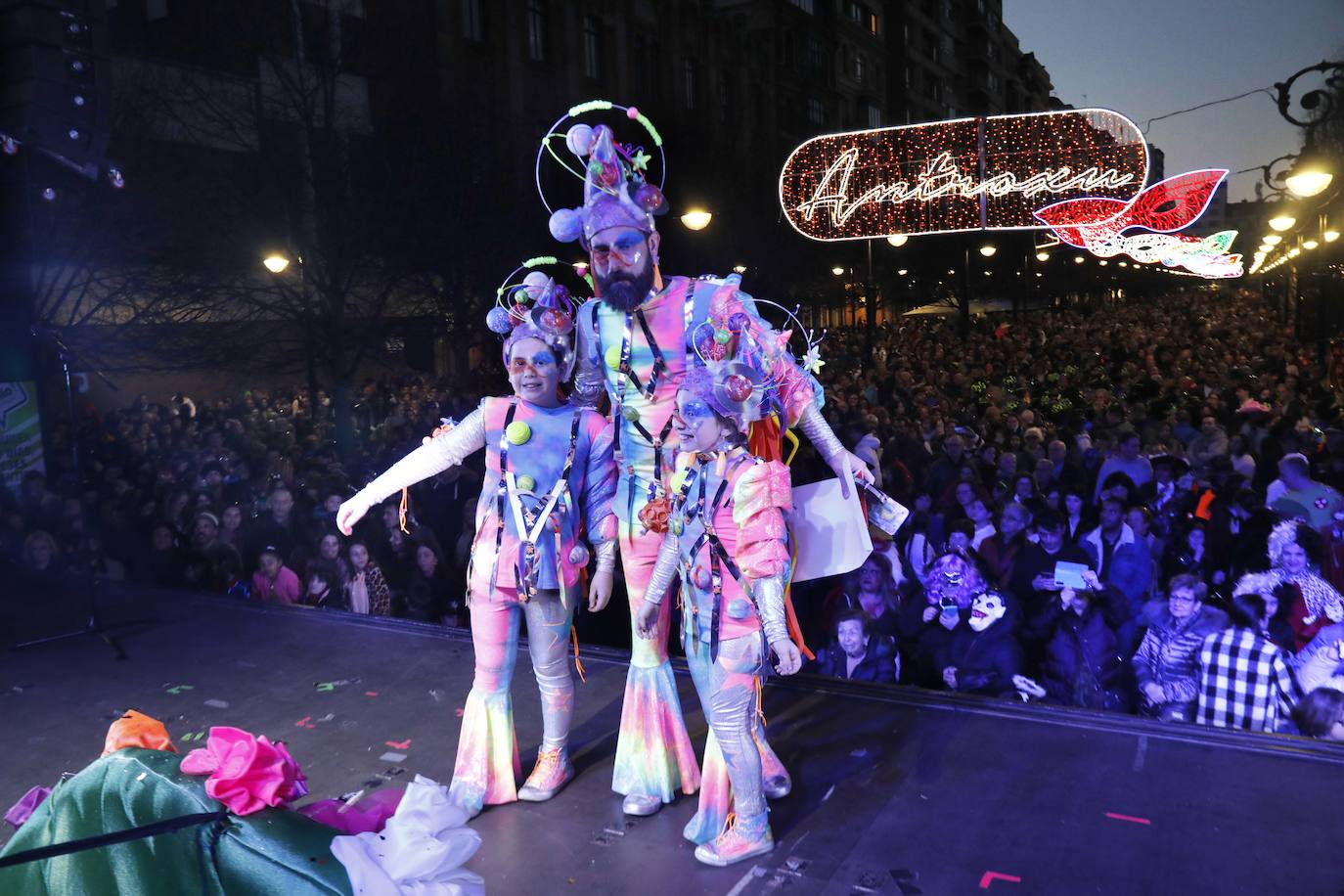 Gijón despide a su sardina y pone fin al Antroxu: todas las imágenes del Martes de Carnaval