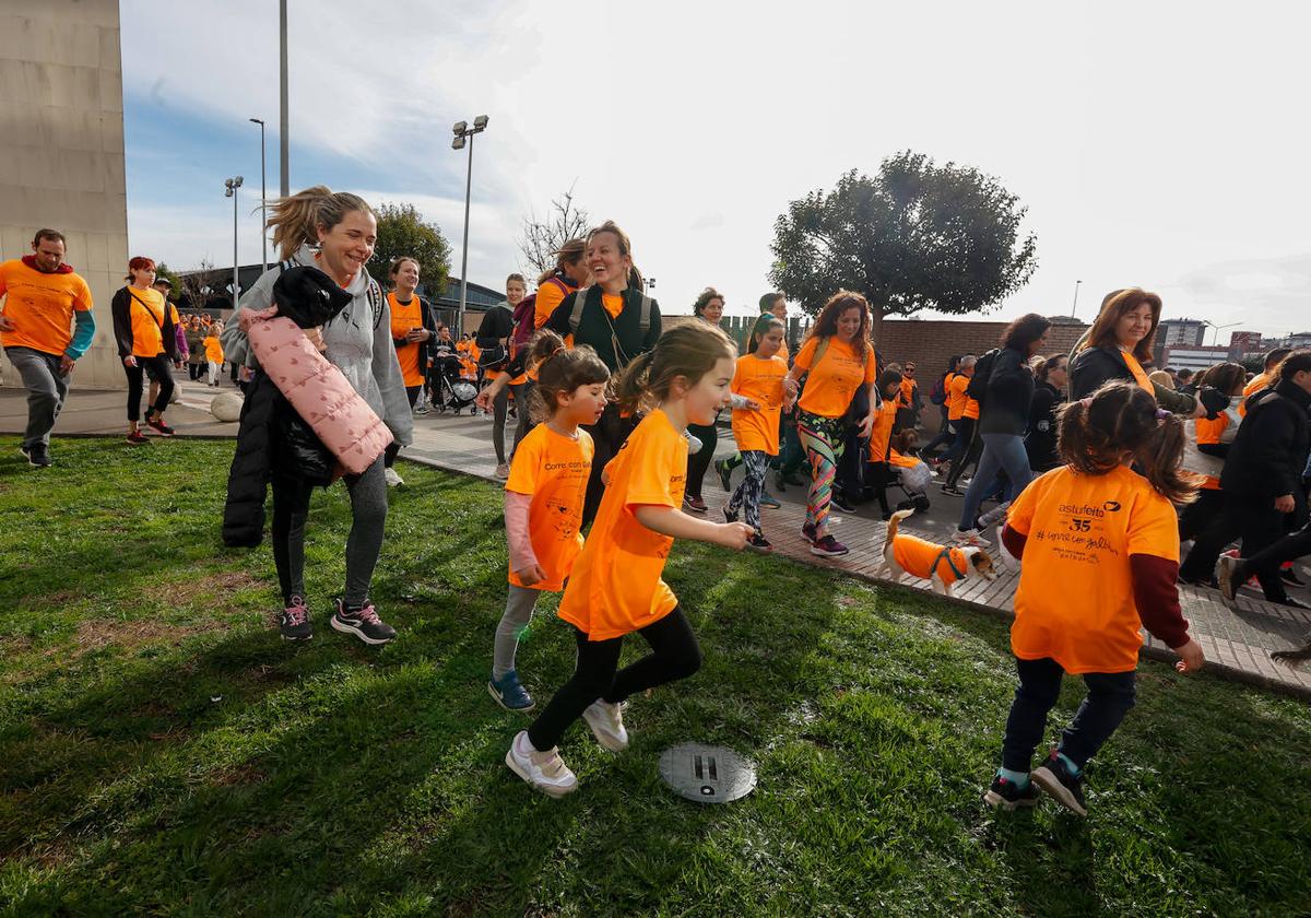 Las imágenes de la carrera Galbán en Gijón