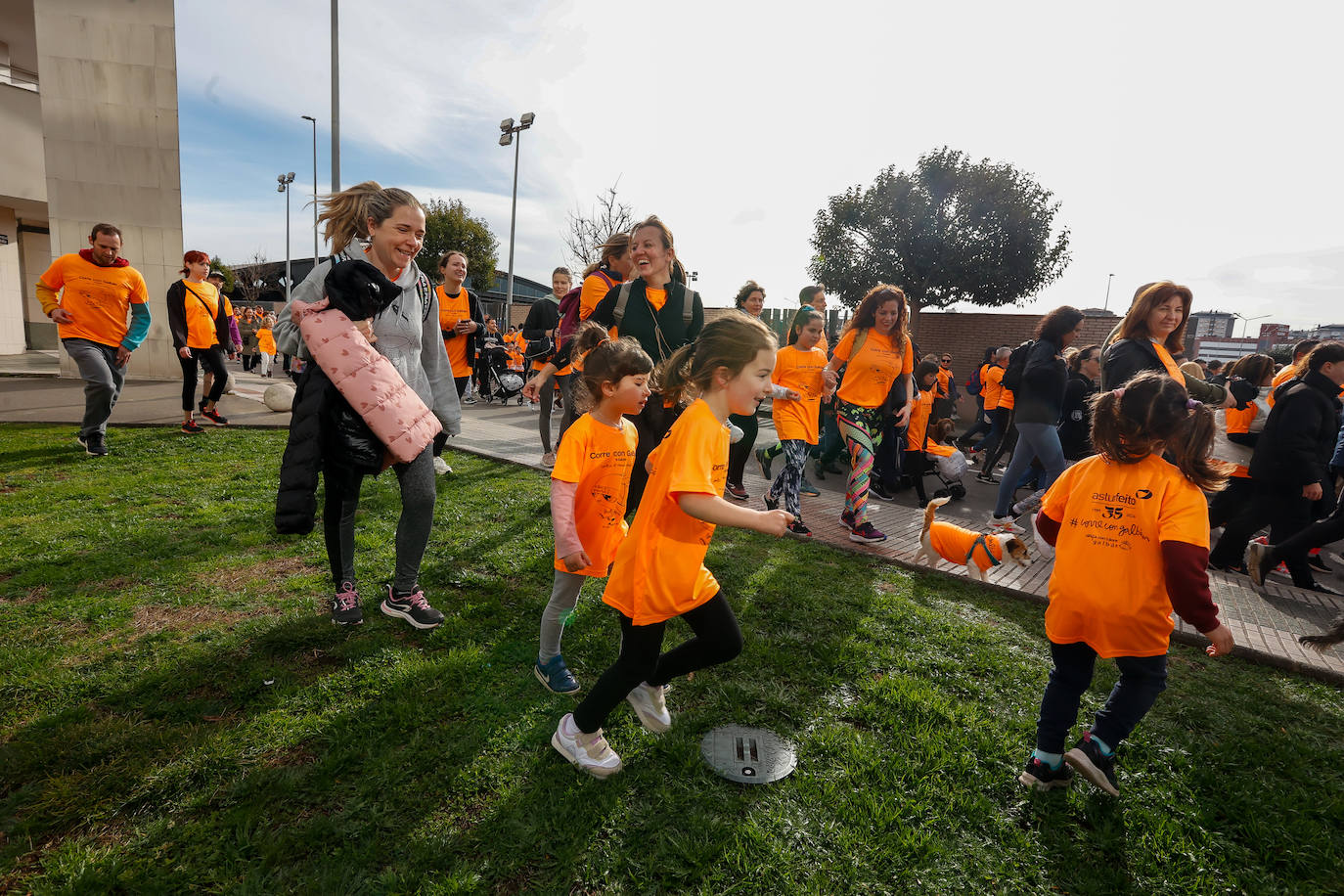 Las imágenes de la carrera Galbán en Gijón