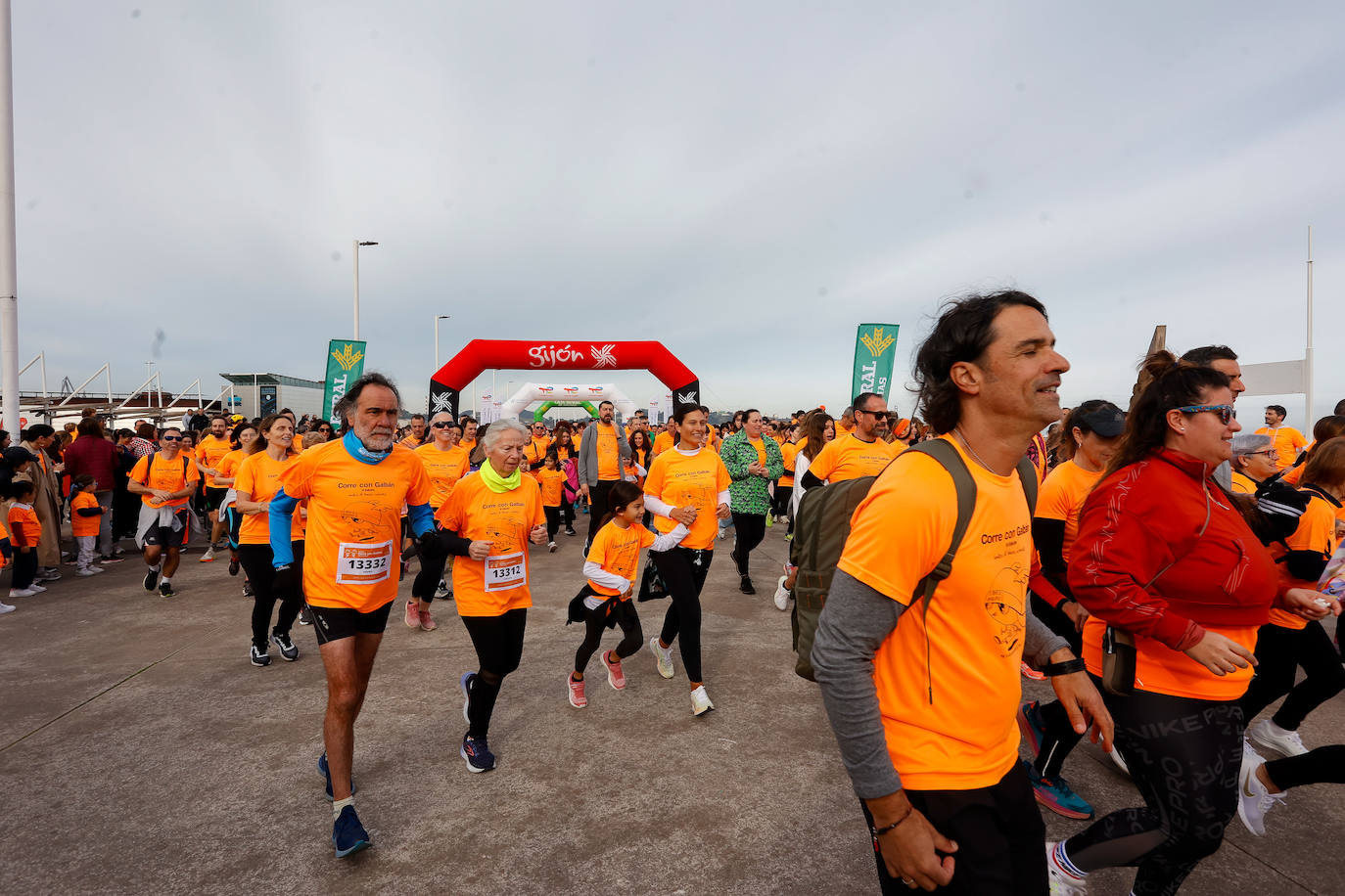 Las imágenes de la carrera Galbán en Gijón