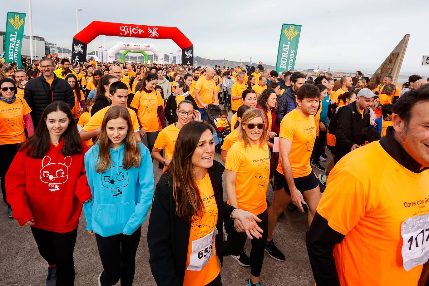 Las imágenes de la carrera Galbán en Gijón