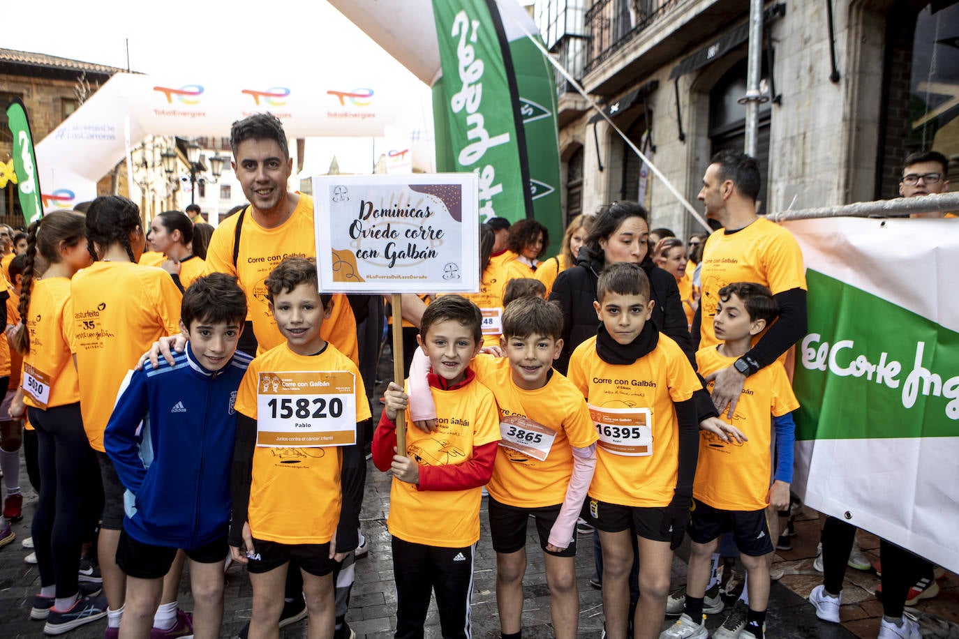 Las imágenes de la carrera Galbán en Oviedo