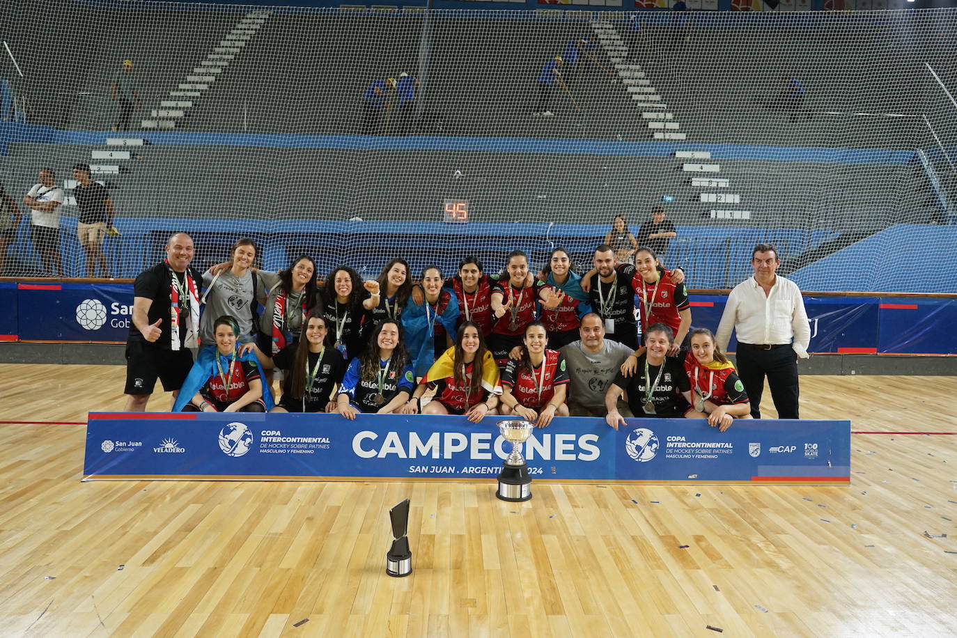 La gloria del Telecable Hockey es mundial