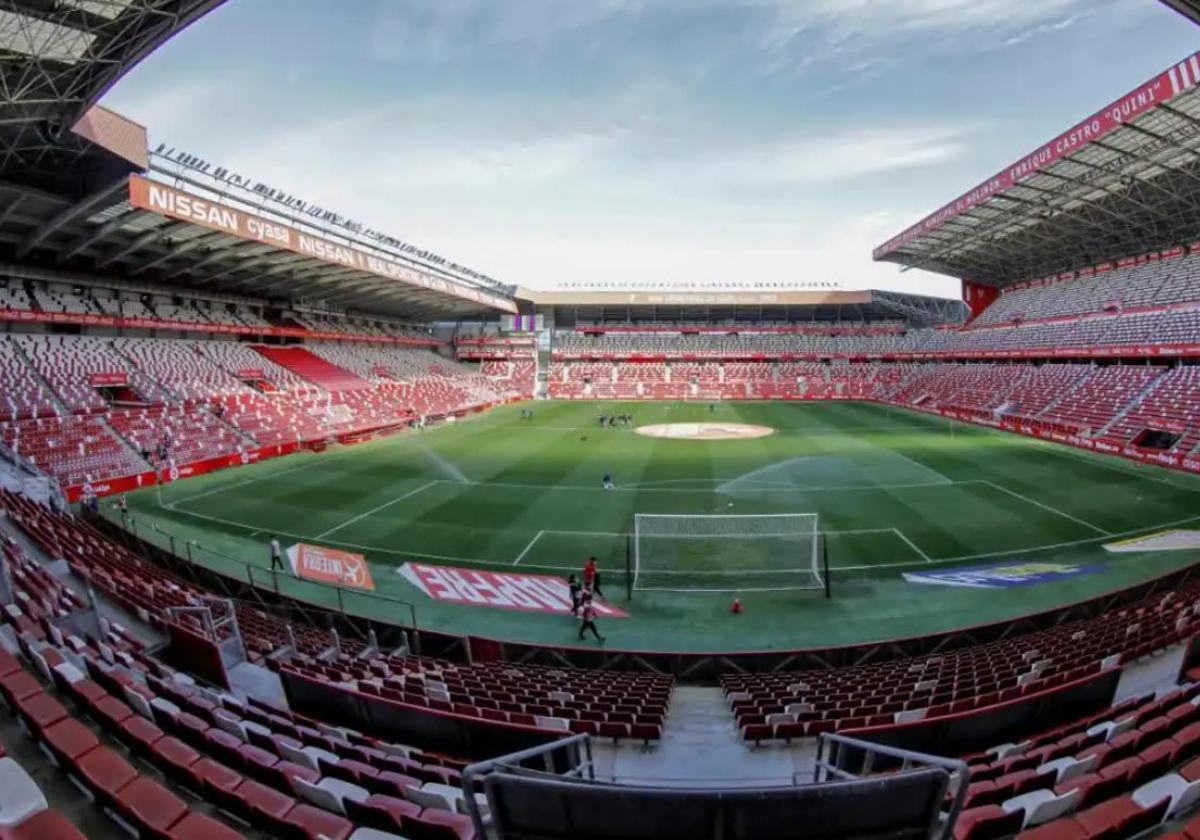 Panorámica actual del estadio de El Molinón con sus casi 30.000 localidades