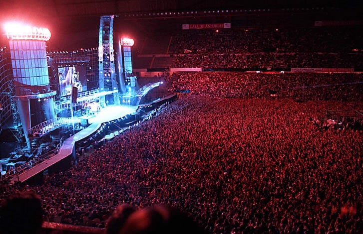 The Rolling Stones en 1995 en el estadio de El Molinón