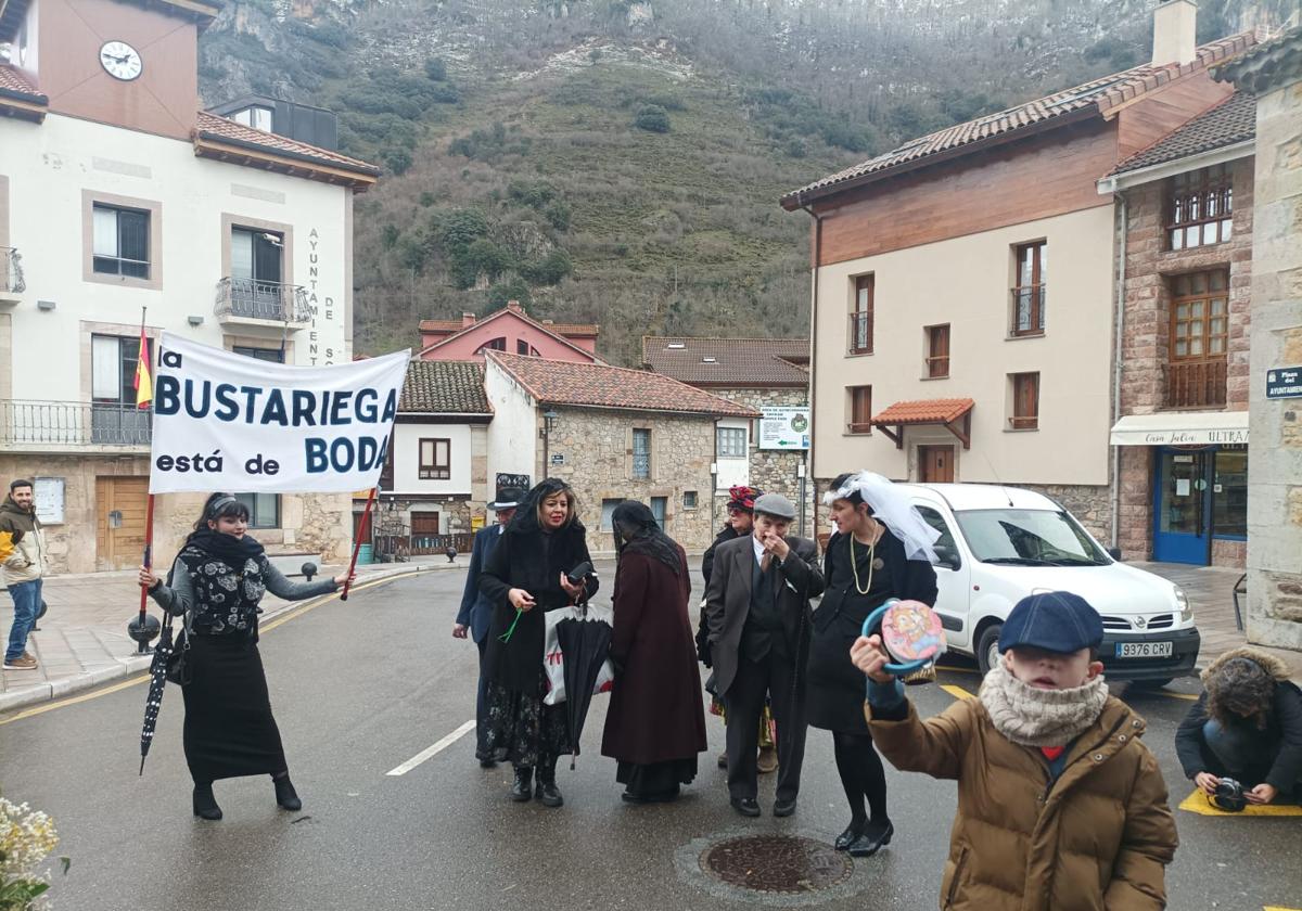 Aún queda Antroxu en el occidente asturiano: Somiedo celebra su carnaval