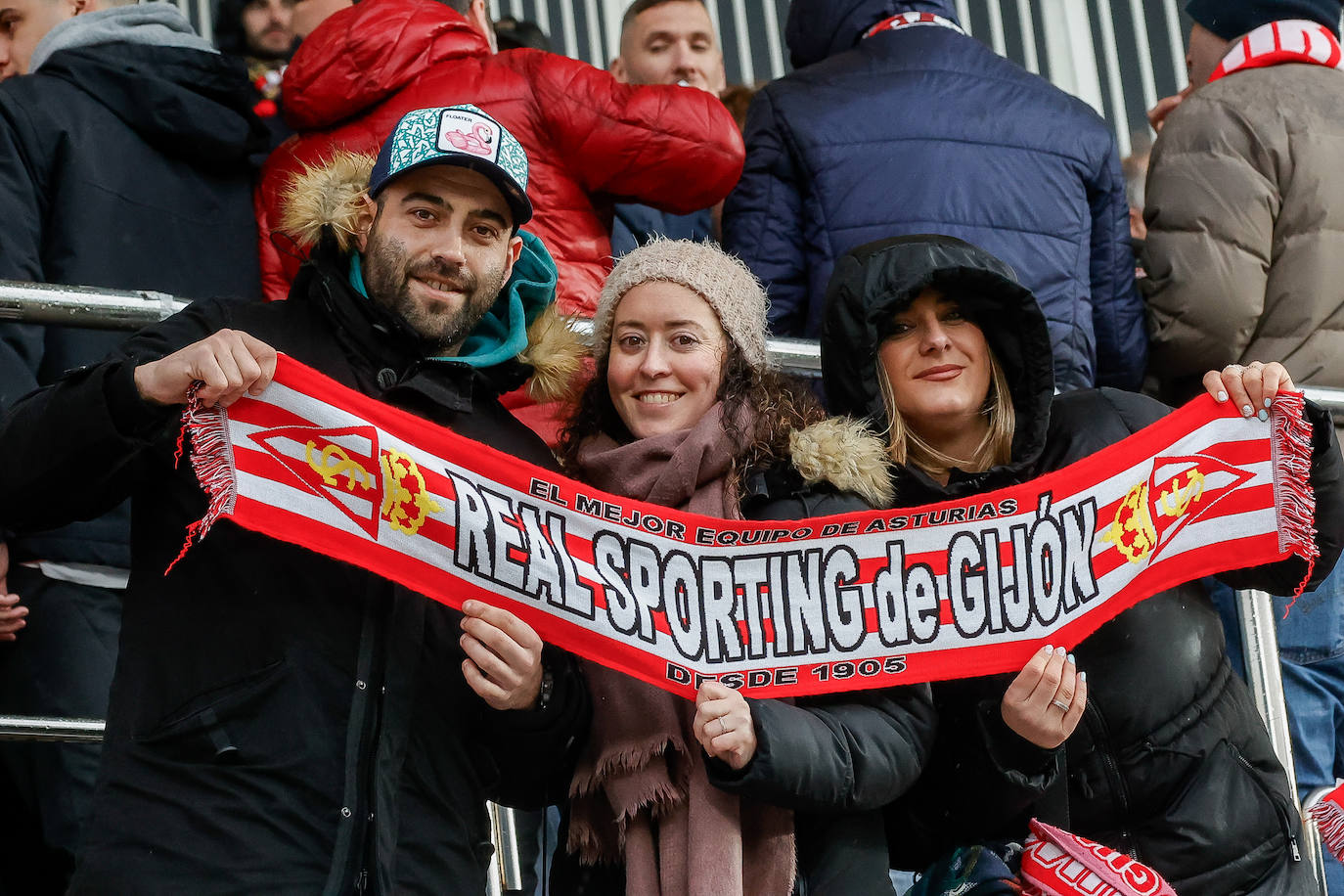 ¿Estuviste en el Burgos - Sporting? ¡Búscate en las fotos!