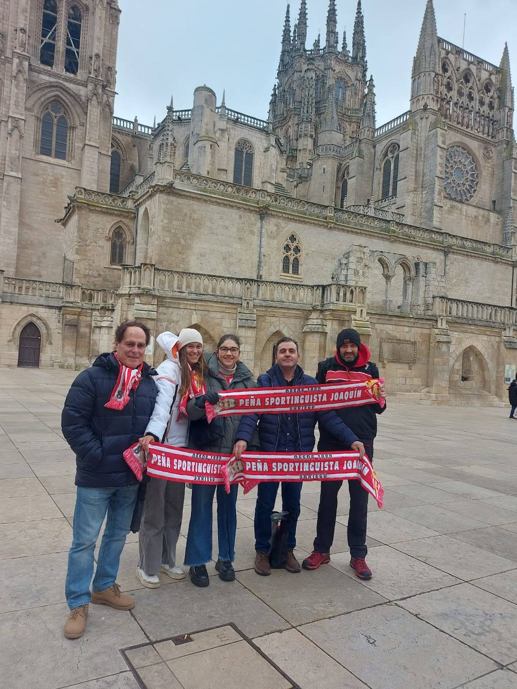 La afición del Sporting, preparada para el partido ante el Burgos