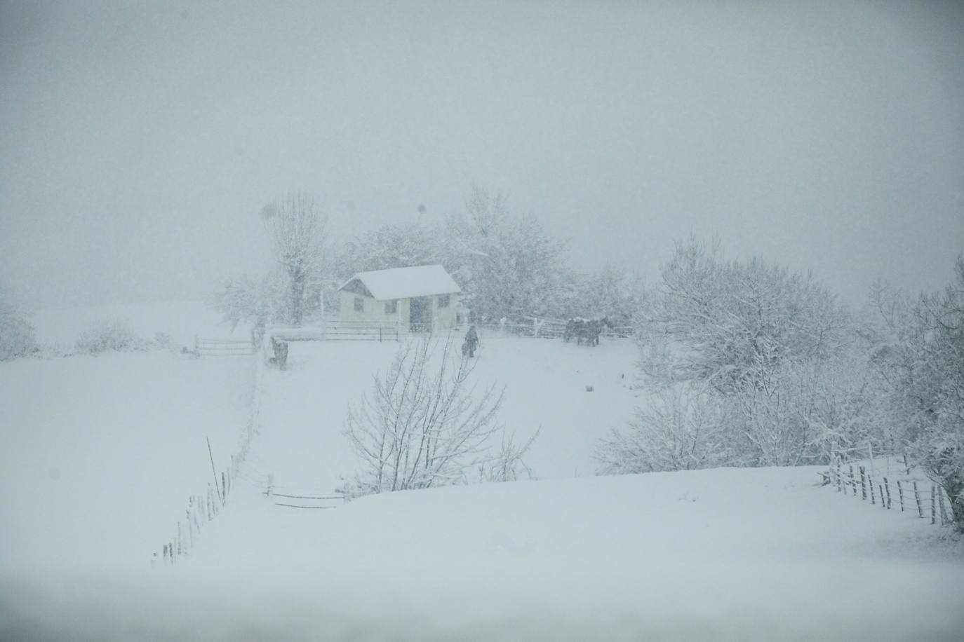 Lluvia, viento y nieve: el temporal &#039;Mónica&#039; pone a Asturias en alerta