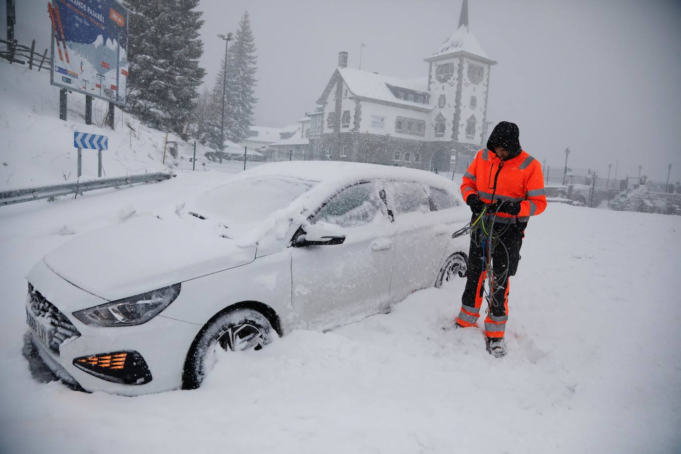 Lluvia, viento y nieve: el temporal &#039;Mónica&#039; pone a Asturias en alerta