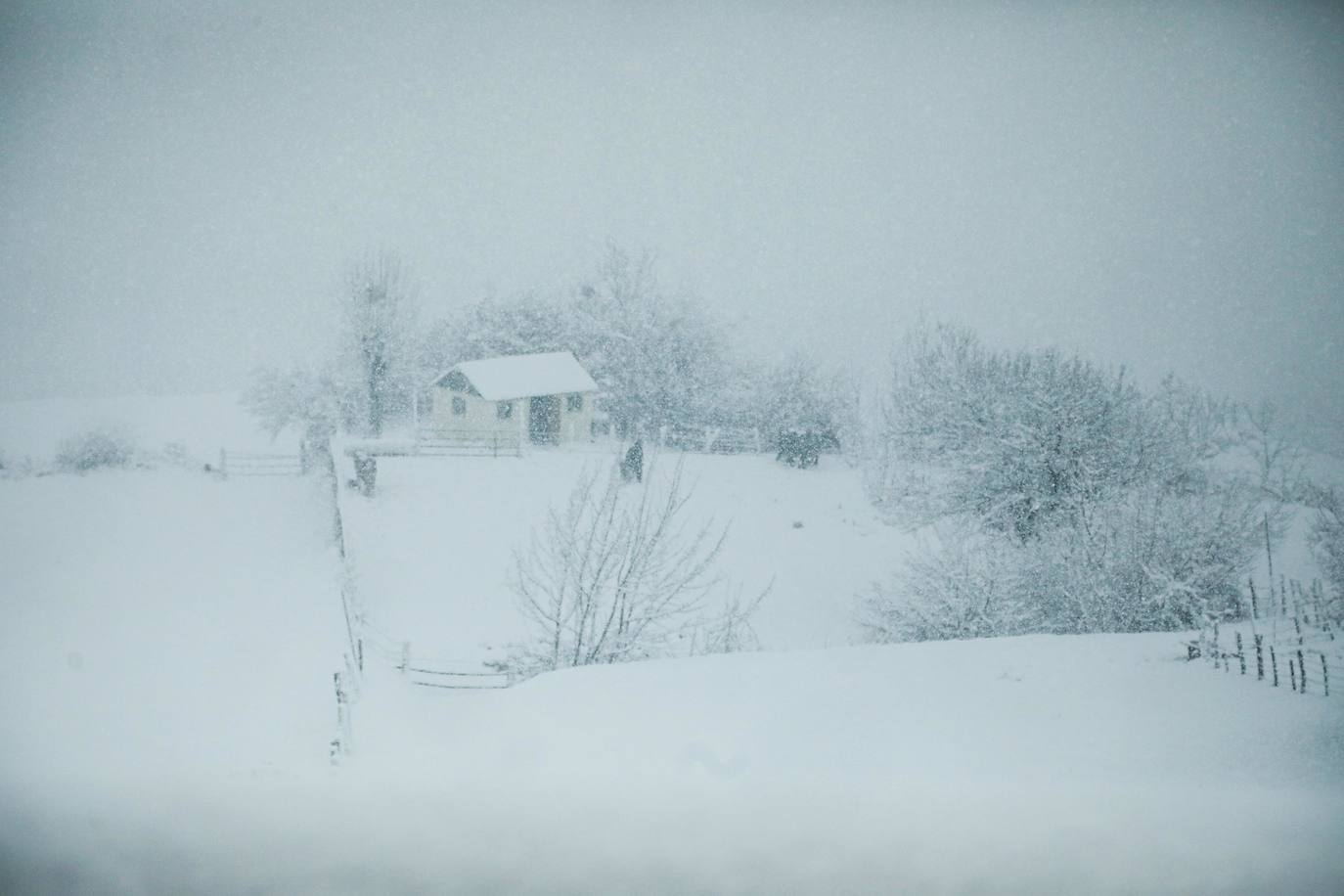 Lluvia, viento y nieve: el temporal &#039;Mónica&#039; pone a Asturias en alerta