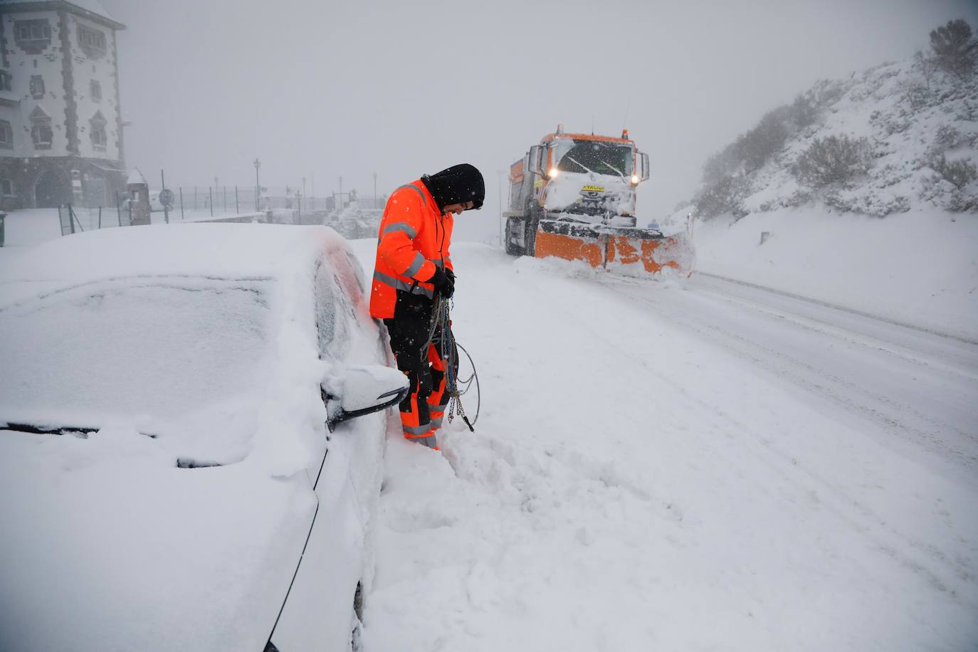 Lluvia, viento y nieve: el temporal &#039;Mónica&#039; pone a Asturias en alerta