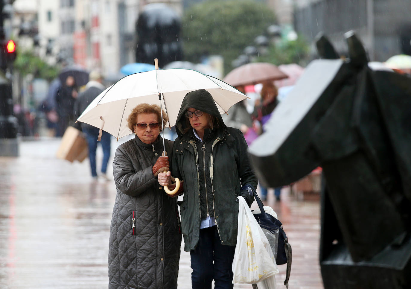 Lluvia, viento y nieve: el temporal &#039;Mónica&#039; pone a Asturias en alerta