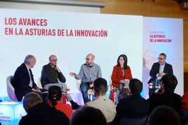 Los ponentes de Satec, Aleastur, Alsa e Idesa compartieron una mesa redonda sobre el rol de los centros de I+D y sus modelos de innovación.