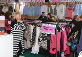 Público asistente a la primera jornada de la feria.