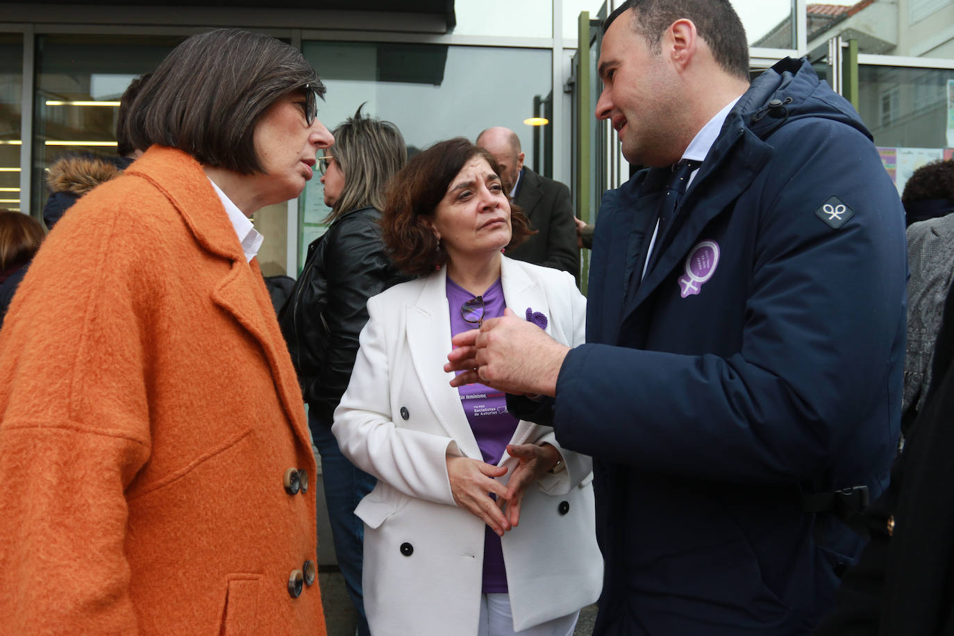 Asturias reivindica «el tren del feminismo»