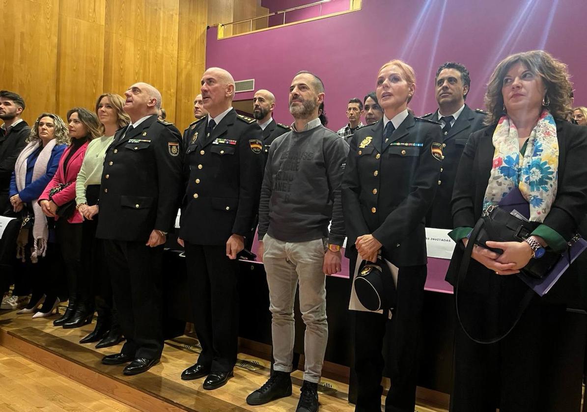 Imagen principal - Cándida Vicente, Mujer Sierense del Año: «Nunca me he puesto límites»