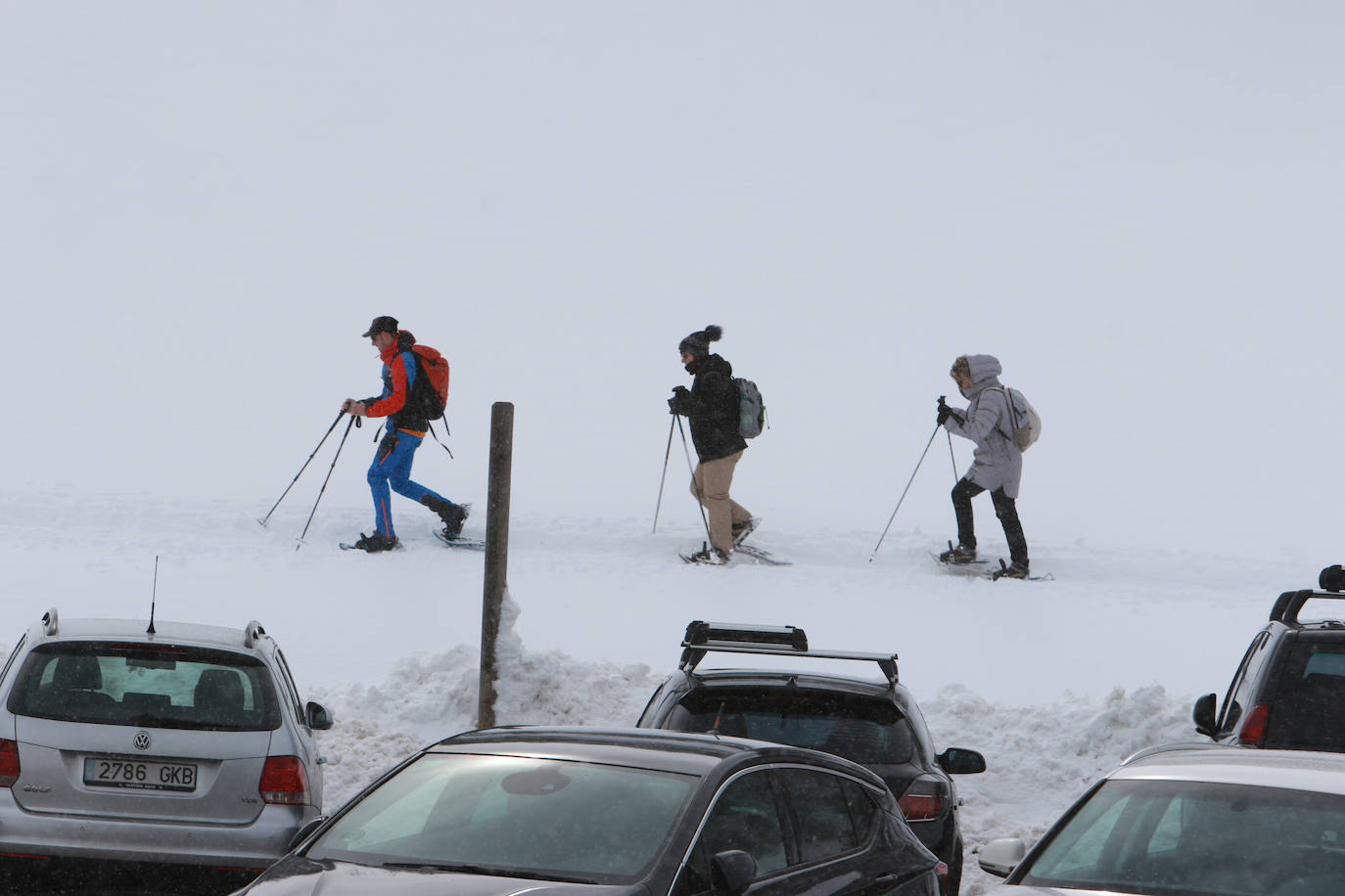 Una jornada para disfrutar de la nieve y del esquí en Asturias