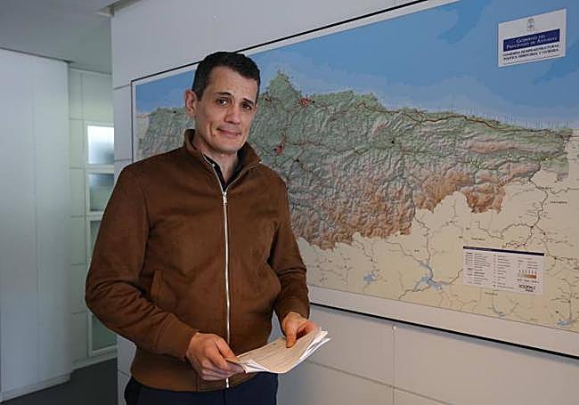 Óscar Vieras, en las oficinas de la Consejería de Salud.