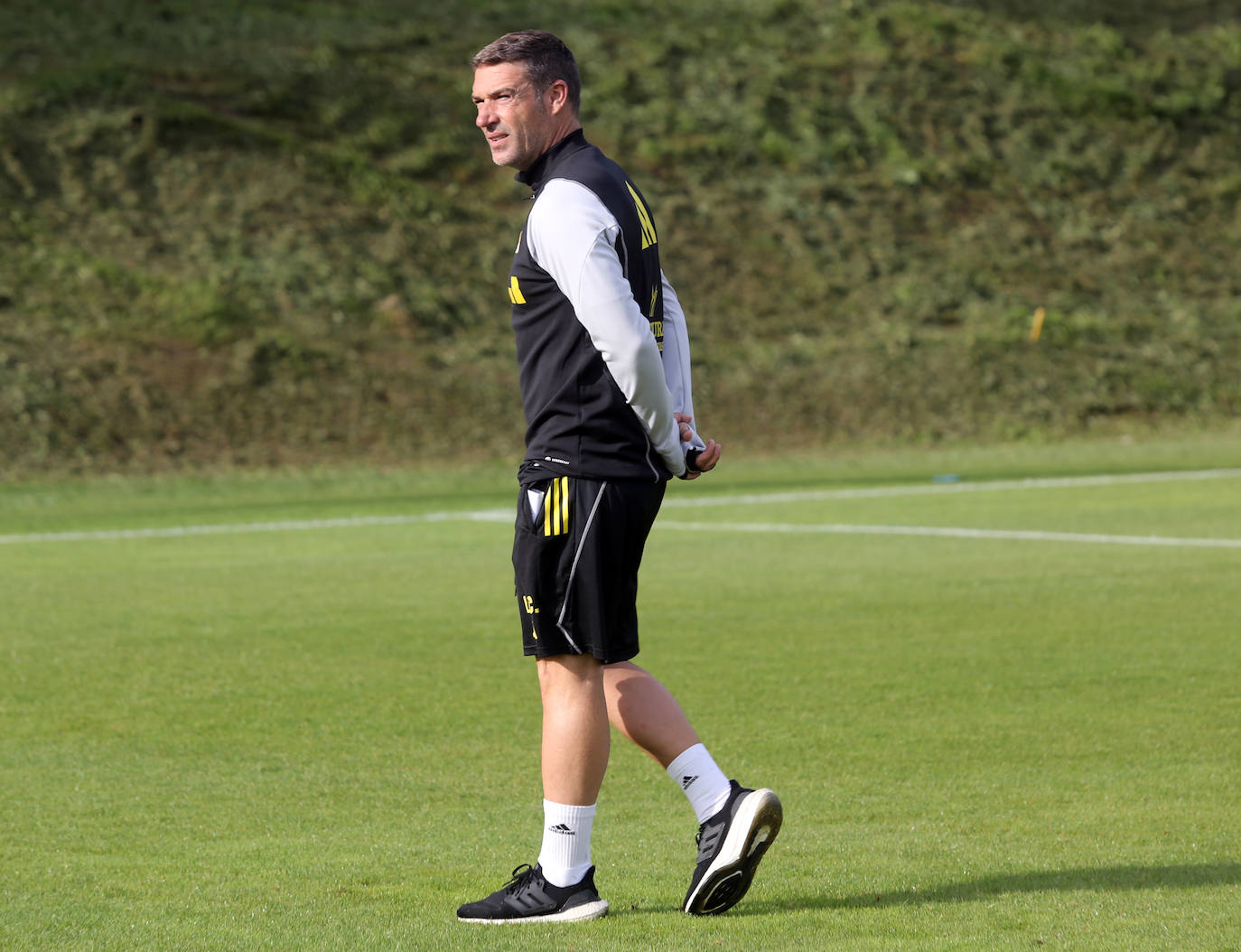 El entrenador del Real Oviedo, Luis Carrión.