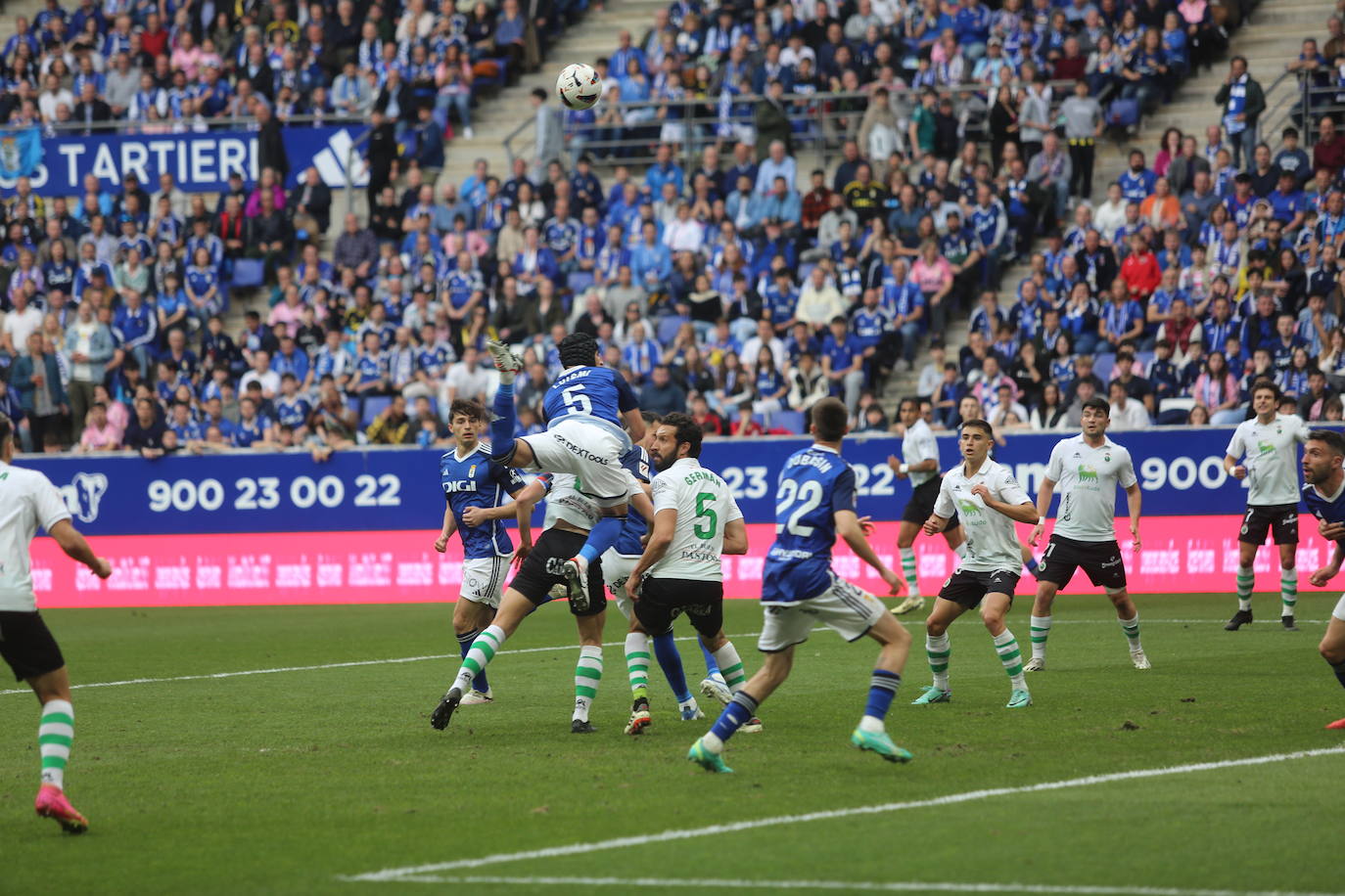 ¿Estuviste en el Real Oviedo - Racing de Santander? ¡Búscate!